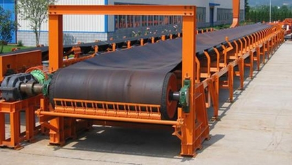 信息自動化浪潮下，家電帶式輸送機(jī)設(shè)備的技術(shù)特點(diǎn)與配件革新